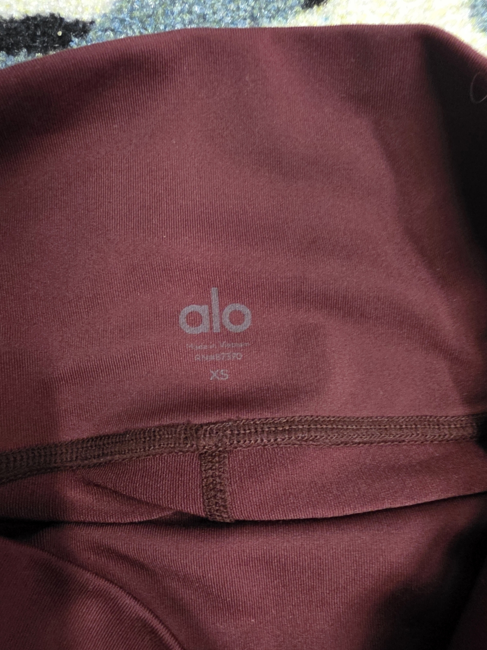 Alo Yoga Burgundy Leggings (XS)